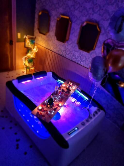 Royal Room Jacuzzi Haut De Gamme Centre Ville Mulhouse Esterno foto